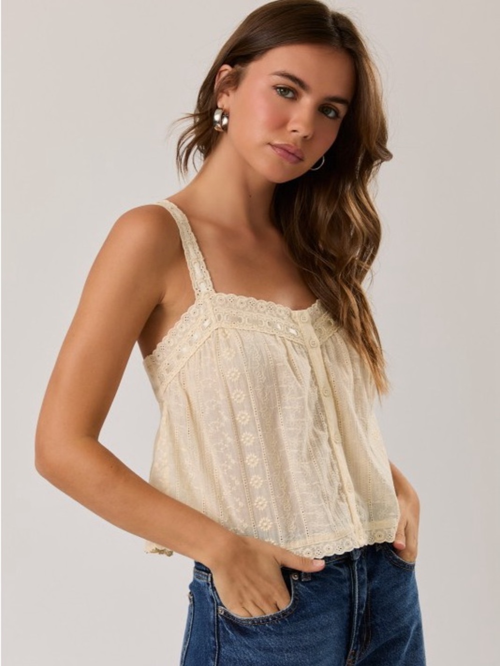 NWT 100% Cotton Yellow Dainty Lace-Trim Sleeveless Cropped Top